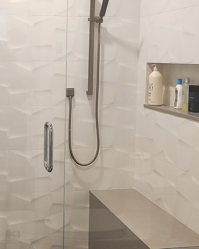 Pattern Tile With Niche & Bench